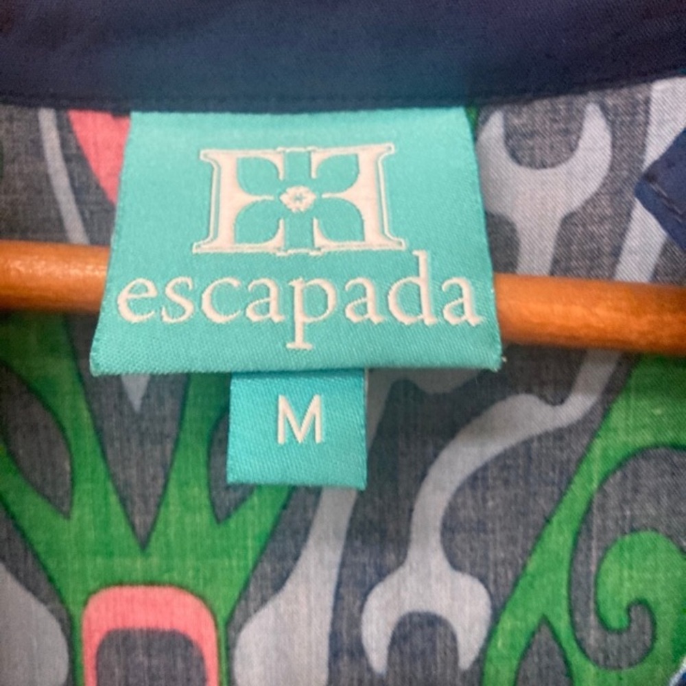 Escapada shirt/coverup size m - Picture 2 of 2